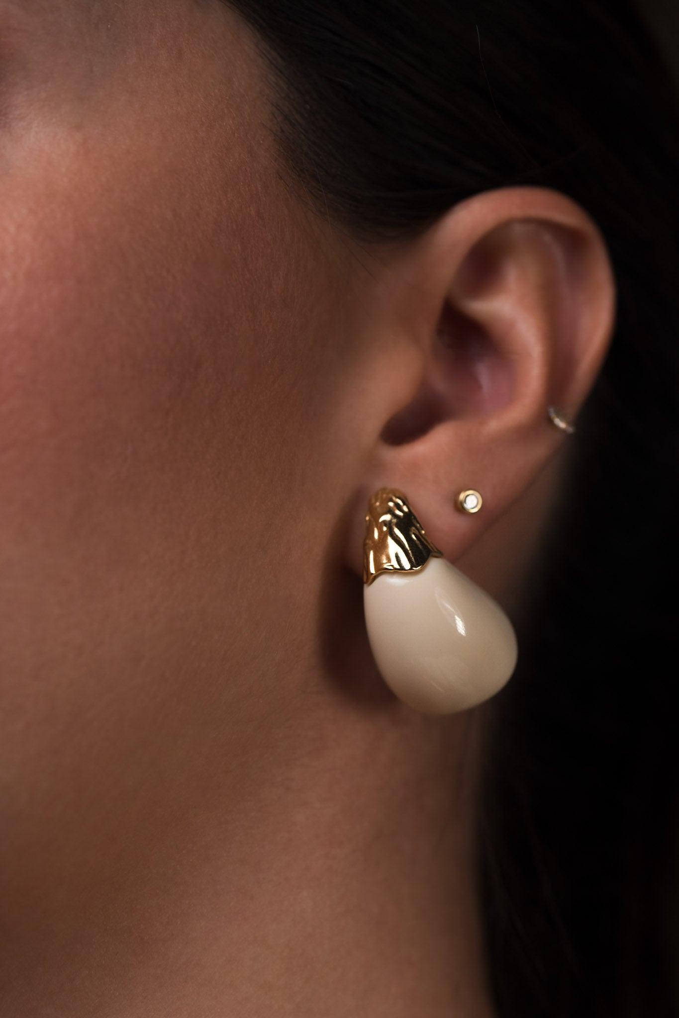 KIM EARRINGS BEIGE