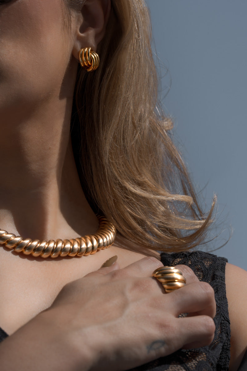 SASHA NECKLACE